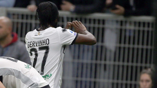 Milano 26 / Ottobre /, 2019 Nona giornata di Campionato Serie A Tim 2019-20
Internazionale - Parma
ph dmfoto / Silpress
Nella foto - Kouassi Gervais Yao - Gervinho. Esultanza goal 2-1