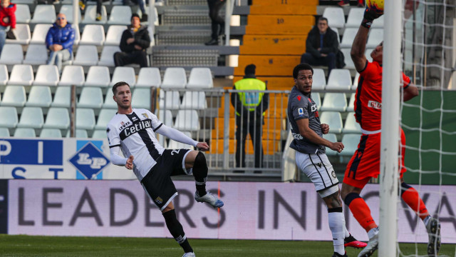 PARMA - ITALY, 26-01-20 - FOTO DI CASTALDI / SILPRESS, 21° GIORNATA DI CAMPIONATO SERIE A TIM - STADIO ENIO TARDINI - PARMA VS UDINESE, NELLA FOTO: TIRO GOAL DI RICCARDO GAGLIOLO (PARMA)