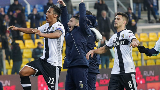 PARMA - ITALY, 26-01-20 - FOTO DI CASTALDI / SILPRESS, 21° GIORNATA DI CAMPIONATO SERIE A TIM - STADIO ENIO TARDINI - PARMA VS UDINESE, NELLA FOTO: PARMA SALUTA I SUOI TIFOSI A FINE PARTITA