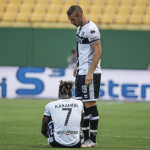 PARMA - ITALY, 22-07-20 - FOTO DI CASTALDI / SILPRESS, STADIO ENIO TARDINI - PARMA VS NAPOLI, NELLA FOTO: Jasmin Kurtic (PARMA) E YANN KARAMOH (PARMA)