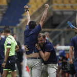 PARMA - ITALY, 22-07-20 - FOTO DI CASTALDI / SILPRESS, STADIO ENIO TARDINI - PARMA VS NAPOLI, NELLA FOTO: ESULTA ROBERTO D'AVERSA COACH PARMA A FINE PARTITA